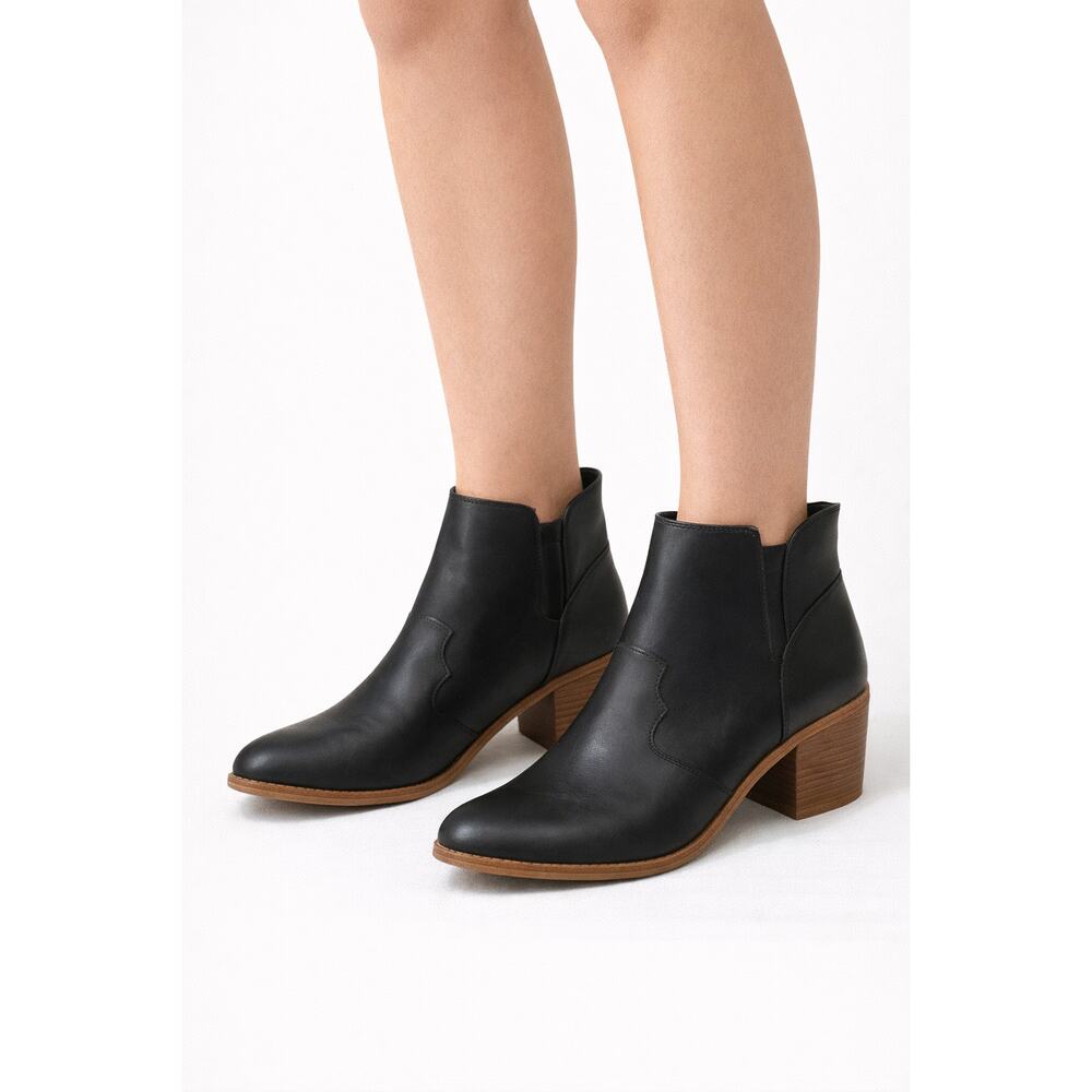 Sugar Comet Black Ankle Boots Womens Size 8M Block Heel Booties
